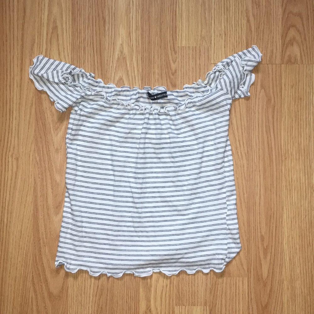 Brandy Melville shoulder ruffle top